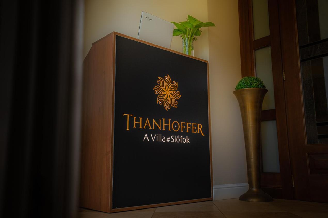 Avilla Thanhoffer Siofok Exterior photo